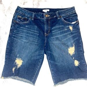 CATO- WOMENS DISTRESSED DENIM SHORTS